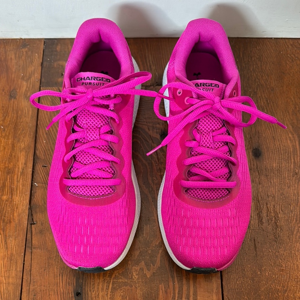 Under Armour Women’s Pink Athletic Shoes with Breathable Mesh size US 9.5